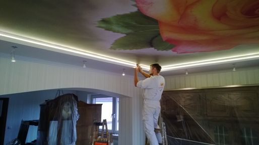 Wohnsinn Heinz Meyer GmbH & Co.KG - Mitarbeiter bei der Arbeit